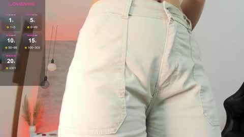 Thara Rouse online show from 11/25/25, 12:27