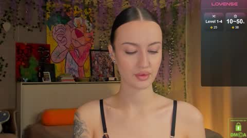 Your Eva online show from 09/28/25, 08:20