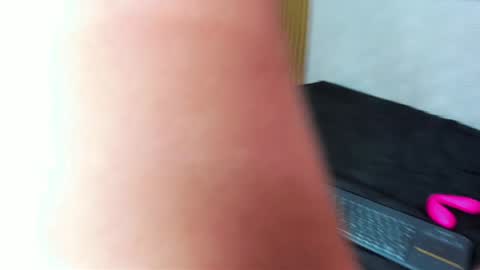 Snapshot of that_temptation chatting on 12/10/24, 09:43 that_temptation online show from 12/10/24, 09:43