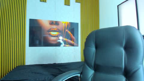 Snapshot of that_temptation chatting on 01/12/25, 06:05 that_temptation online show from 01/12/25, 06:05