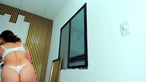 Snapshot of that_temptation chatting on 01/27/25, 09:44 that_temptation online show from 01/27/25, 09:44