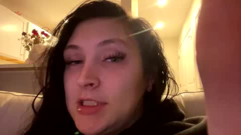 Snapshot of thatbaby070200000 chatting on 12/15/24, 04:51 thatbaby070200000 online show from 12/15/24, 04:51