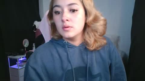   online show from 11/06/25, 10:27