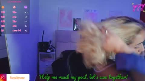 Snapshot of thatgirl2003 chatting on 03/14/26, 03:12 online show from 03/14/26, 03:12