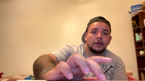 Snapshot of thatguymichael93 chatting on 10/29/25, 07:10 thatguymichael93 online show from 10/29/25, 07:10