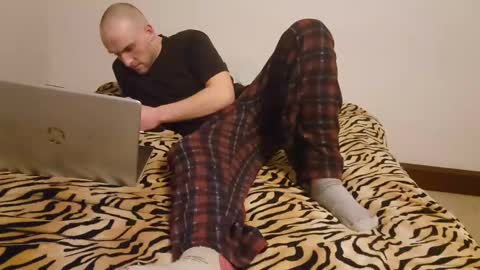 Snapshot of thatman1997655 chatting on 03/25/26, 03:45 thatman1997655 online show from 03/25/26, 03:45
