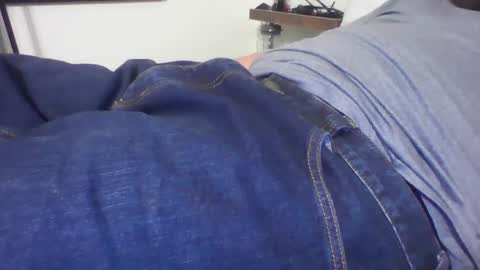 Snapshot of thatoneguy265 chatting on 01/09/25, 01:29 thatoneguy265 online show from 01/09/25, 01:29