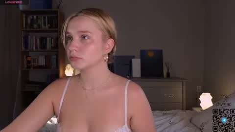 Snapshot of thatonerabbit chatting on 07/09/26, 03:38 Alice online show from 07/09/26, 03:38