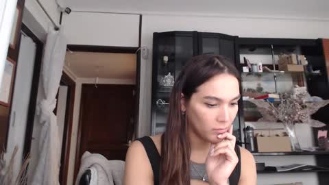 thayanizreal online show from 02/01/26, 02:15