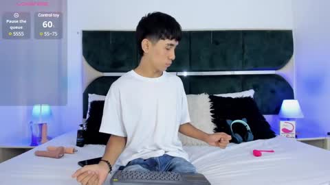 Thayler  online show from 01/04/25, 11:22