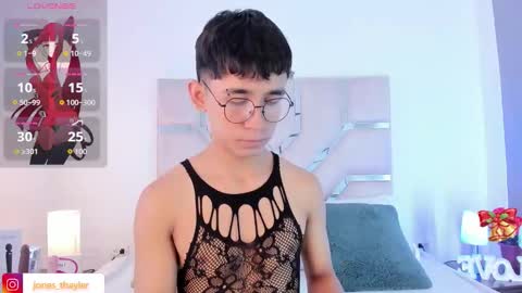 Thayler  online show from 01/08/26, 11:23