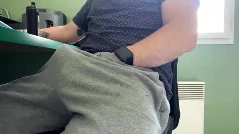 Snapshot of thco chatting on 03/25/26, 08:31 thco online show from 03/25/26, 08:31