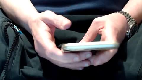 Snapshot of the1pocketrocket chatting on 12/01/24, 06:52 the1pocketrocket online show from 12/01/24, 06:52