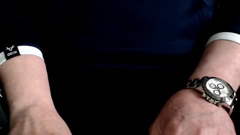 Snapshot of the1pocketrocket chatting on 01/01/25, 01:27 the1pocketrocket online show from 01/01/25, 01:27