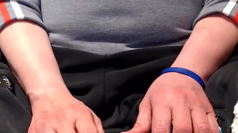 Snapshot of the1pocketrocket chatting on 03/26/26, 10:37 the1pocketrocket online show from 03/26/26, 10:37