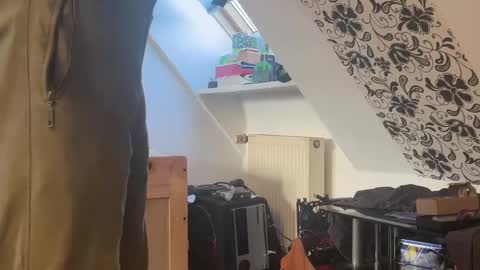 Snapshot of the420duderino chatting on 04/04/26, 04:55 the420duderino online show from 04/04/26, 04:55