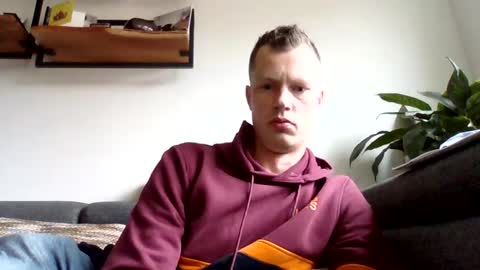 Snapshot of the___rocky200 chatting on 03/27/26, 03:23 Dennis online show from 03/27/26, 03:23