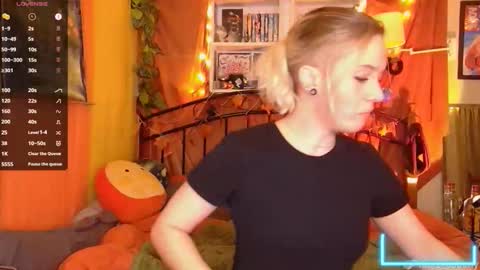 Snapshot of the_a_udacity chatting on 10/01/25, 07:47 the_a_udacity online show from 10/01/25, 07:47