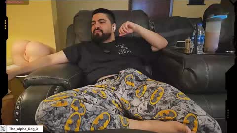 Snapshot of the_alpha_dog_xxx chatting on 02/10/25, 04:04 the_alpha_dog_xxx online show from 02/10/25, 04:04