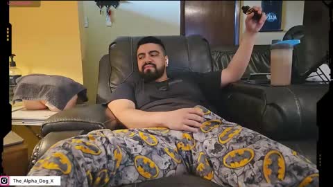 Snapshot of the_alpha_dog_xxx chatting on 03/04/25, 03:48 the_alpha_dog_xxx online show from 03/04/25, 03:48