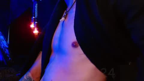 GIORGGIO online show from 12/19/24, 11:18