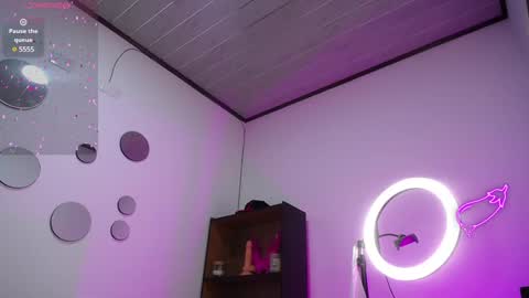 Snapshot of the_best_fox chatting on 12/11/24, 02:22 the girl of your dreams online show from 12/11/24, 02:22