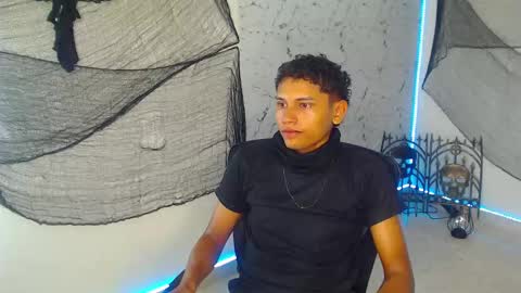 Snapshot of the_crack71 chatting on 10/03/25, 12:13 Sean OPry   online show from 10/03/25, 12:13