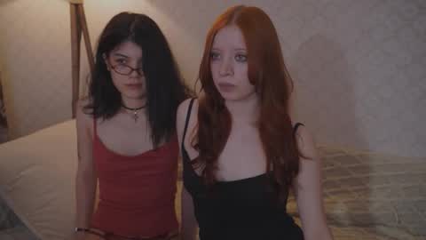 EllaLyn online show from 10/08/25, 08:17