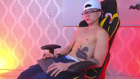 Ithan and Leo online show from 10/19/25, 07:09