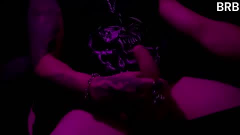 Snapshot of the_dizzy chatting on 11/24/25, 02:50 Sinner online show from 11/24/25, 02:50