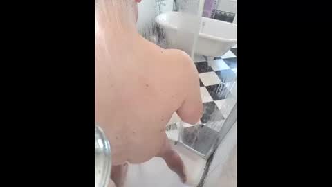 Snapshot of the_dude196 chatting on 02/22/26, 09:19 the_dude196 online show from 02/22/26, 09:19