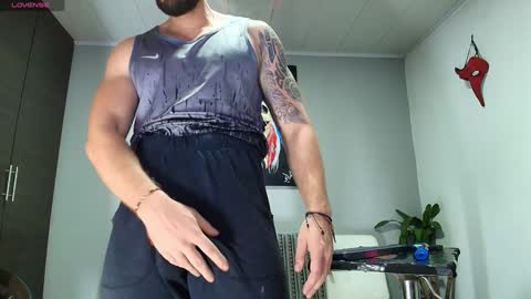 Snapshot of the_golden_boys chatting on 12/06/24, 12:12 SCOTT  THEO  KAMERON  GENDERSON online show from 12/06/24, 12:12