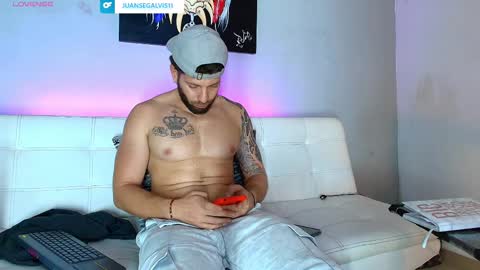 Snapshot of the_golden_boys chatting on 03/02/25, 01:15 SCOTT  THEO  KAMERON  GENDERSON online show from 03/02/25, 01:15