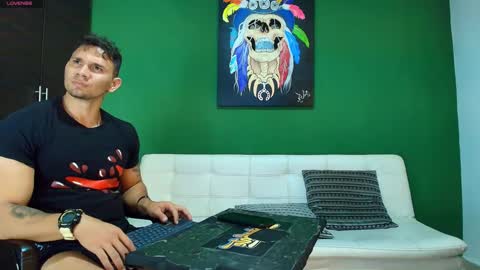 Snapshot of the_golden_boys chatting on 09/17/25, 11:39 SCOTT  THEO  KAMERON  GENDERSON online show from 09/17/25, 11:39