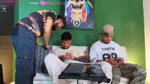 SCOTT  THEO  KAMERON  GENDERSON online show from 01/10/26, 07:26