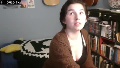 Snapshot of the_happy_space chatting on 01/11/25, 03:23 MATERNITY LEAVE online show from 01/11/25, 03:23