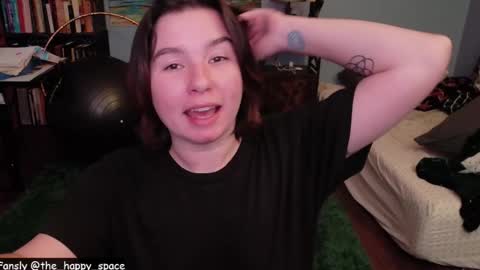 Snapshot of the_happy_space chatting on 03/15/26, 12:27 MATERNITY LEAVE online show from 03/15/26, 12:27