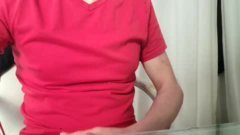 Snapshot of the_hard_baguette chatting on 02/20/26, 01:44 La Baguette dure online show from 02/20/26, 01:44