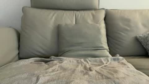 Snapshot of the_horny_engineer chatting on 11/09/25, 04:38 mophie online show from 11/09/25, 04:38