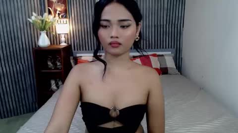 IG Lisa Avery Monroe online show from 12/15/25, 12:48