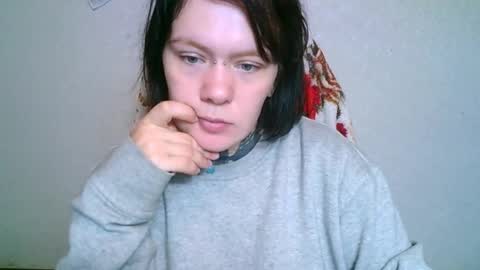 Snapshot of the_ice_owl chatting on 10/08/25, 08:56 the_ice_owl online show from 10/08/25, 08:56