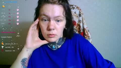 Snapshot of the_ice_owl chatting on 10/15/25, 02:50 the_ice_owl online show from 10/15/25, 02:50