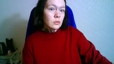 Snapshot of the_ice_owl chatting on 10/22/25, 03:29 the_ice_owl online show from 10/22/25, 03:29