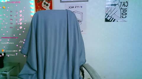 Snapshot of the_ice_owl chatting on 11/16/25, 06:52 the_ice_owl online show from 11/16/25, 06:52