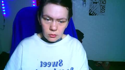 Snapshot of the_ice_owl chatting on 12/03/25, 09:35 the_ice_owl online show from 12/03/25, 09:35