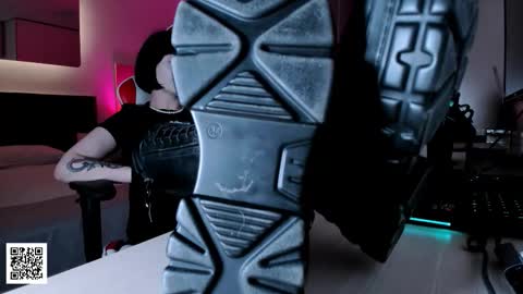 Snapshot of the_inamorata chatting on 12/01/25, 09:09 Goddess Misha online show from 12/01/25, 09:09