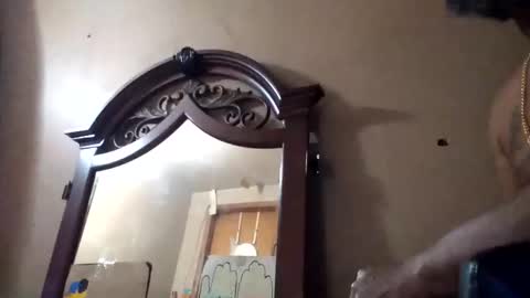 the_invincible_1 online show from 10/25/25, 07:27