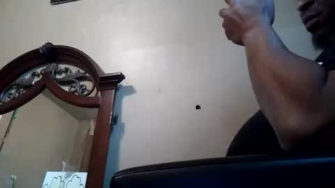 the_invincible_1 online show from 11/11/25, 08:20