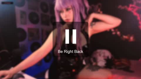 Snapshot of the_kitty_roxy chatting on 01/03/25, 06:22 ... ... online show from 01/03/25, 06:22