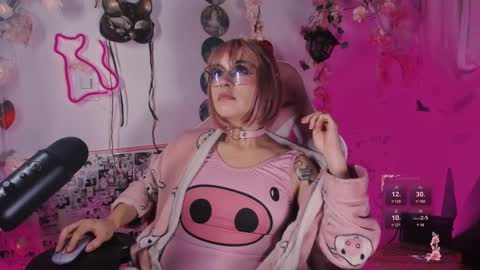 Snapshot of the_kitty_roxy chatting on 02/22/25, 11:02 ... ... online show from 02/22/25, 11:02